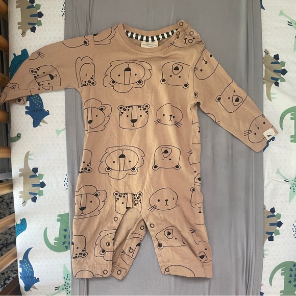 0-6 month Bundle of 1 snap up PJ, and 2 Sleeper Gowns - Picture 1 of 3
